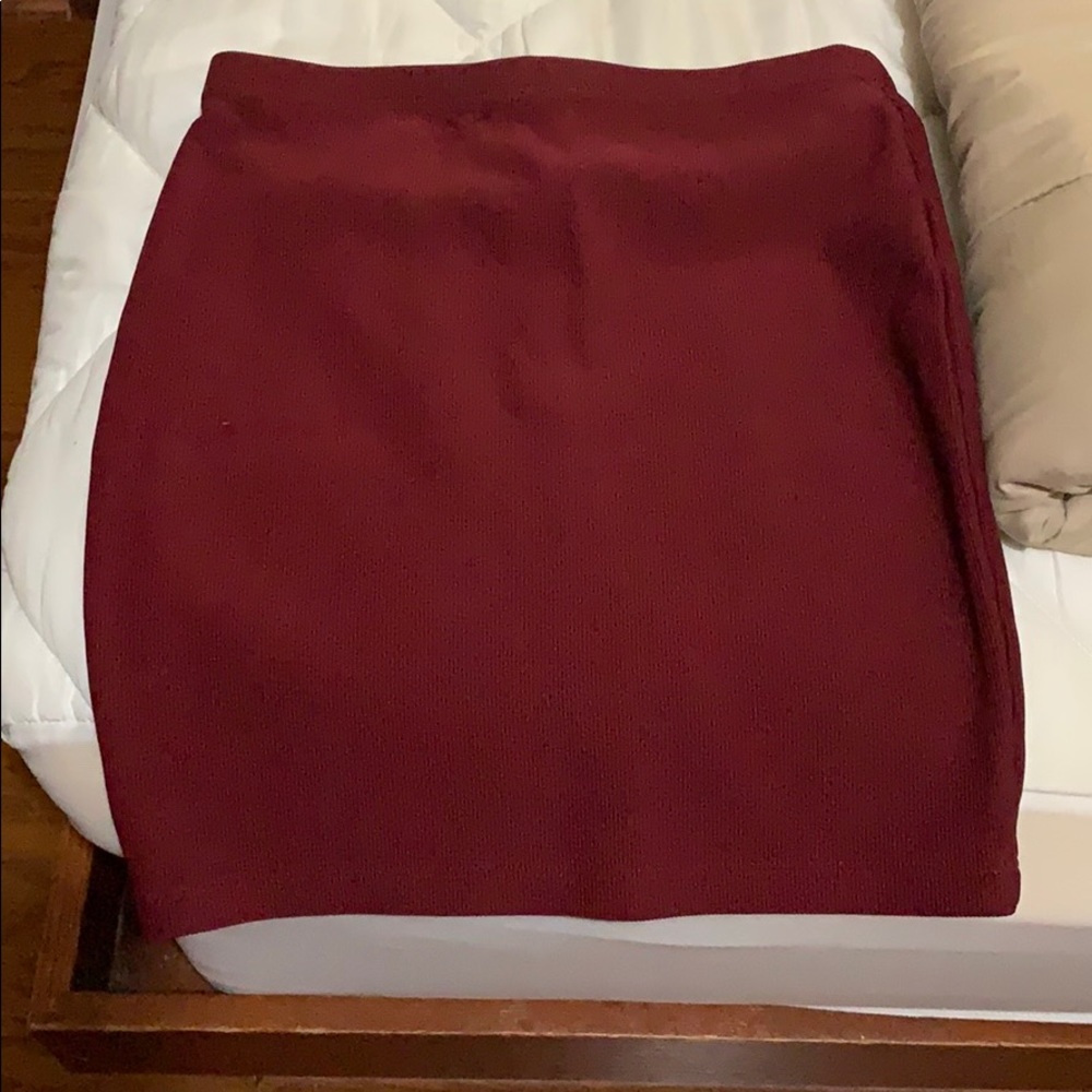 Forever 21 Red skirt